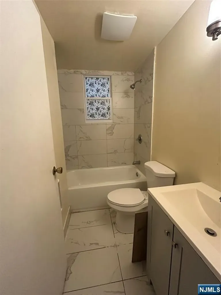 491 Stuyvesant Avenue Irvington NJ 07111