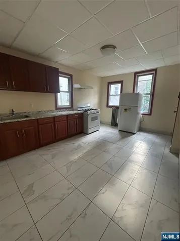 491 Stuyvesant Avenue Irvington NJ 07111