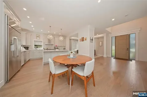 66 Knollwood Drive Paramus NJ 07652