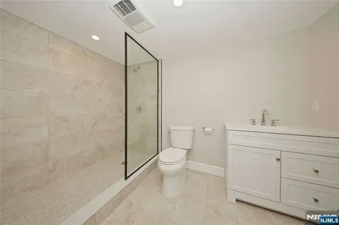66 Knollwood Drive Paramus NJ 07652
