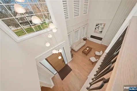 66 Knollwood Drive Paramus NJ 07652