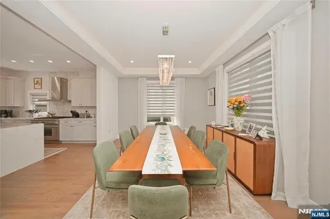 66 Knollwood Drive Paramus NJ 07652