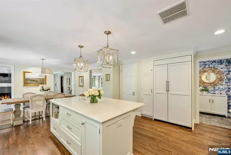 101 Ardmore Road Ho-ho-kus NJ 07423