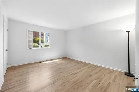319 Gorge Road Cliffside Park NJ 07010