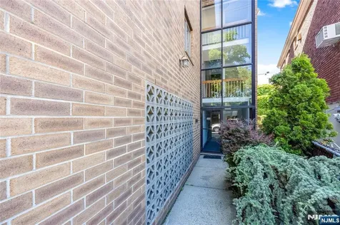 319 Gorge Road Cliffside Park NJ 07010