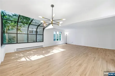 319 Gorge Road Cliffside Park NJ 07010