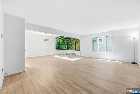 319 Gorge Road Cliffside Park NJ 07010