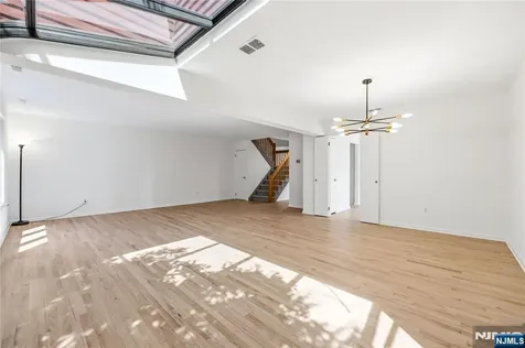 319 Gorge Road Cliffside Park NJ 07010