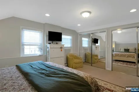 54 Chestnut Avenue Park Ridge NJ 07656