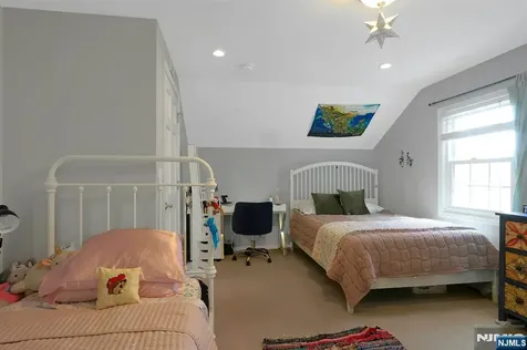 54 Chestnut Avenue Park Ridge NJ 07656