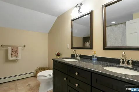 54 Chestnut Avenue Park Ridge NJ 07656