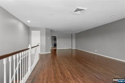 300 Gorge Road Cliffside Park NJ 07010