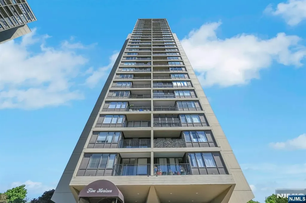 5 Horizon Road Fort Lee NJ 07024