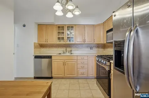 5 Horizon Road Fort Lee NJ 07024