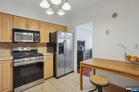 5 Horizon Road Fort Lee NJ 07024