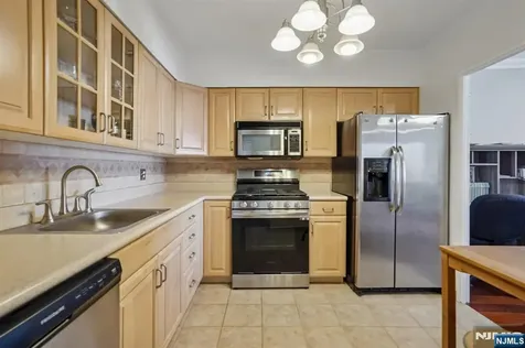 5 Horizon Road Fort Lee NJ 07024