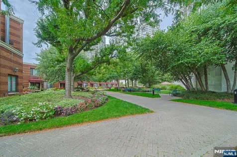100 Old Palisade Road Fort Lee NJ 07024