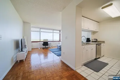 100 Old Palisade Road Fort Lee NJ 07024