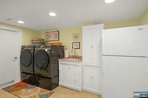 195 Overlook Place Mahwah NJ 07430