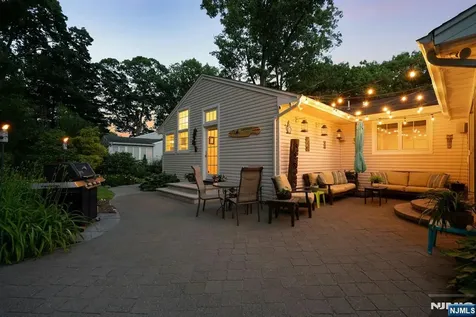 195 Overlook Place Mahwah NJ 07430