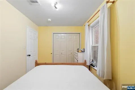 2705 Central Avenue Union City NJ 07087