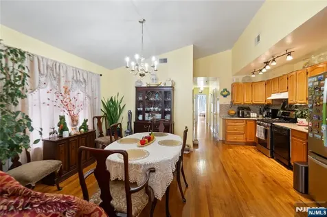 2705 Central Avenue Union City NJ 07087