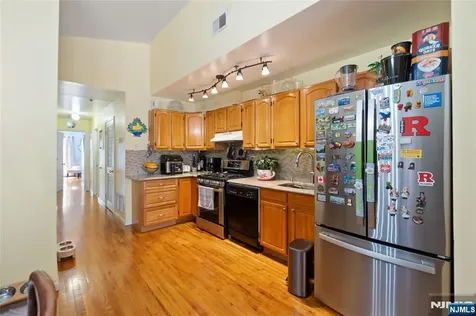 2705 Central Avenue Union City NJ 07087