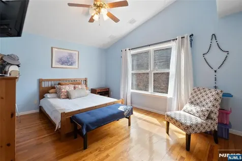 2705 Central Avenue Union City NJ 07087