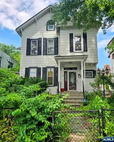 65 Lincoln Street East Orange NJ 07017
