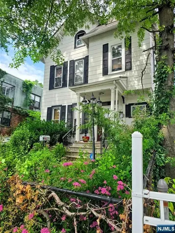 65 Lincoln Street East Orange NJ 07017
