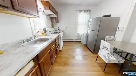 272-274 Parker Street Newark NJ 07104