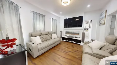 272-274 Parker Street Newark NJ 07104