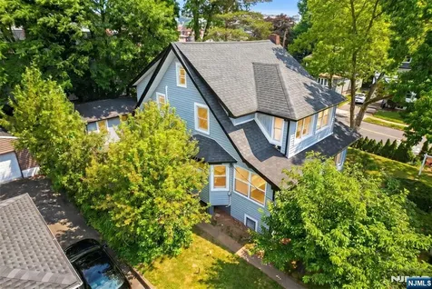 933 Maple Avenue Ridgefield NJ 07657