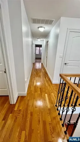 212 7th Palisades Park NJ 07650