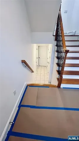 212 7th Palisades Park NJ 07650