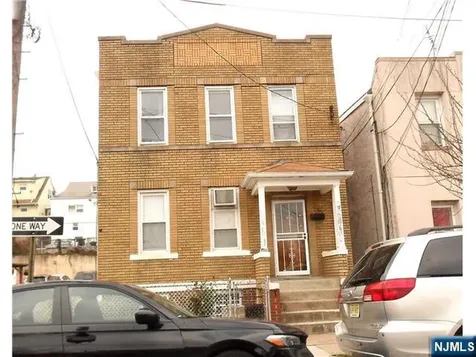 37 Corabelle Avenue Lodi NJ 07644