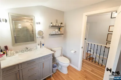 52 Knollwood Terrace Clifton NJ 07012