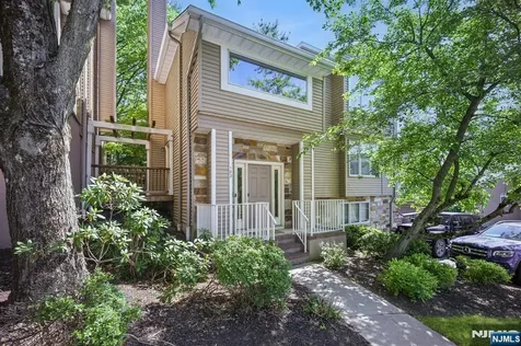 182 Clarken Drive West Orange NJ 07052