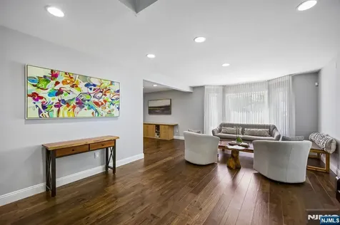 182 Clarken Drive West Orange NJ 07052