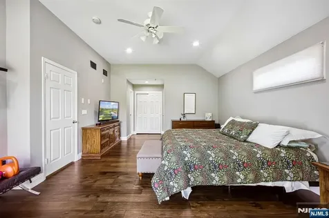 182 Clarken Drive West Orange NJ 07052