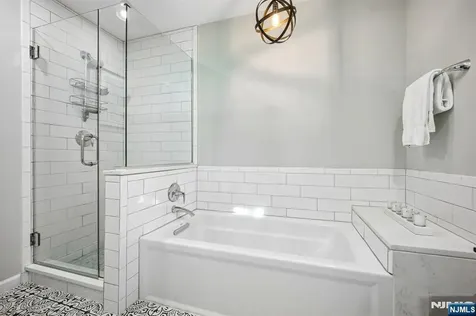 182 Clarken Drive West Orange NJ 07052