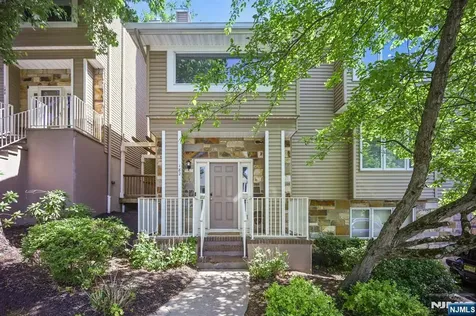 182 Clarken Drive West Orange NJ 07052