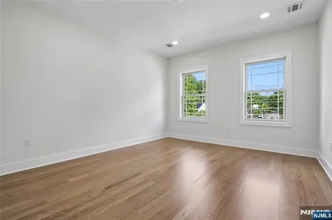 318 Halsey Road Par-troy Hills Twp. NJ 07054