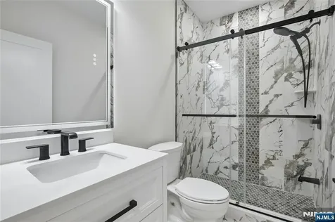 318 Halsey Road Par-troy Hills Twp. NJ 07054