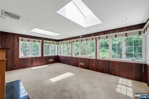 12 Glenwood Avenue Demarest NJ 07627