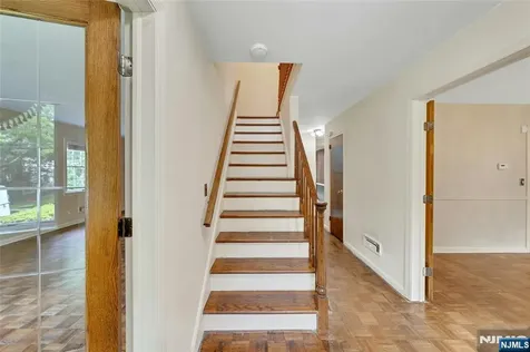12 Glenwood Avenue Demarest NJ 07627