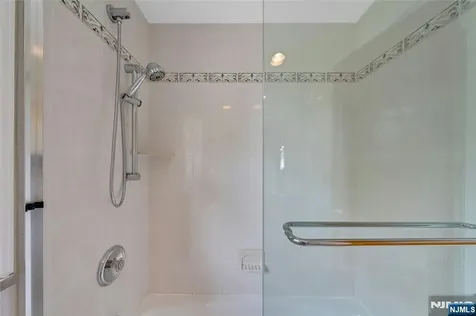 12 Glenwood Avenue Demarest NJ 07627