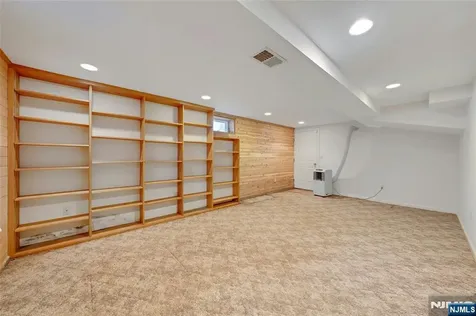 12 Glenwood Avenue Demarest NJ 07627