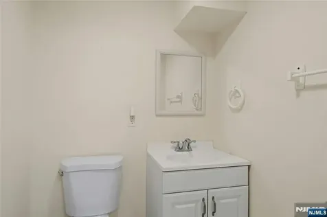 12 Glenwood Avenue Demarest NJ 07627