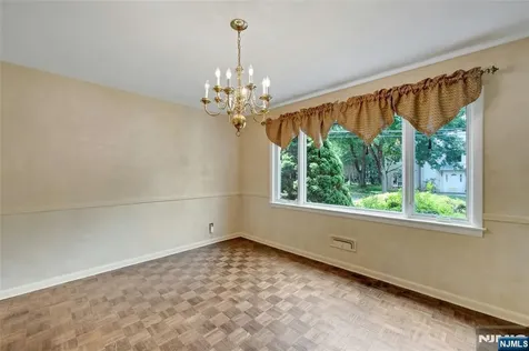12 Glenwood Avenue Demarest NJ 07627